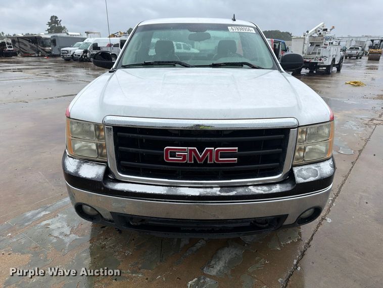 image for item YA4985 2007 GMC Sierra 1500 pickup truck