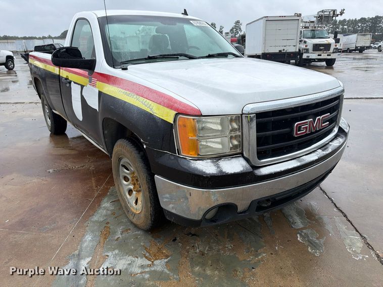image for item YA4985 2007 GMC Sierra 1500 pickup truck