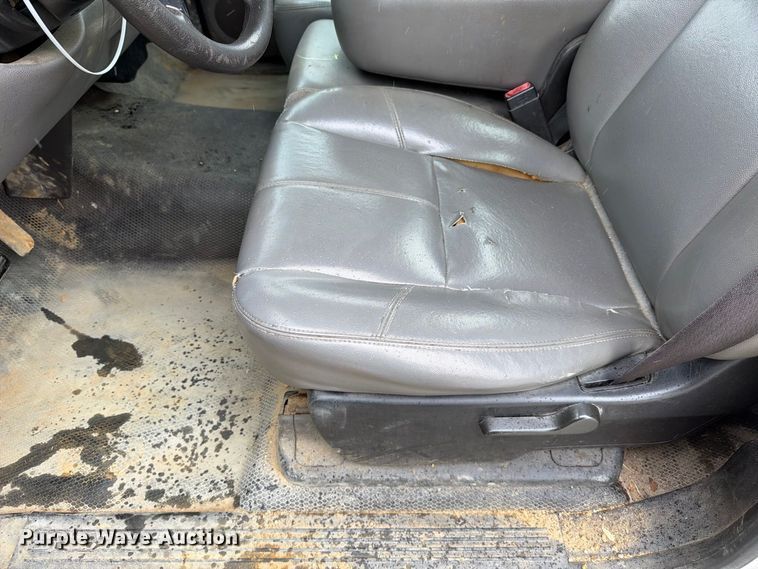 image for item YA4985 2007 GMC Sierra 1500 pickup truck