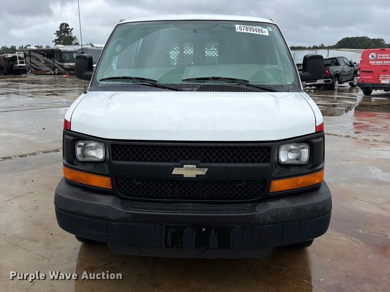 image for item YA4986 2014 Chevrolet Express 3500 van