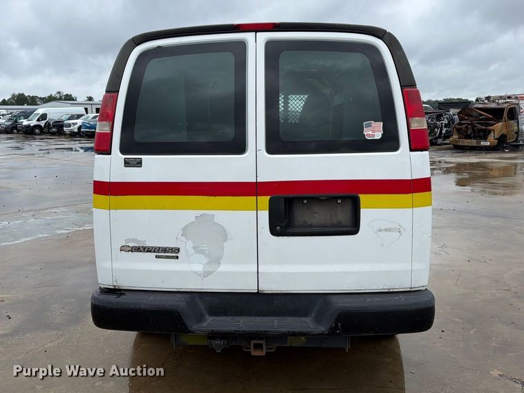 image for item YA4986 2014 Chevrolet Express 3500 van