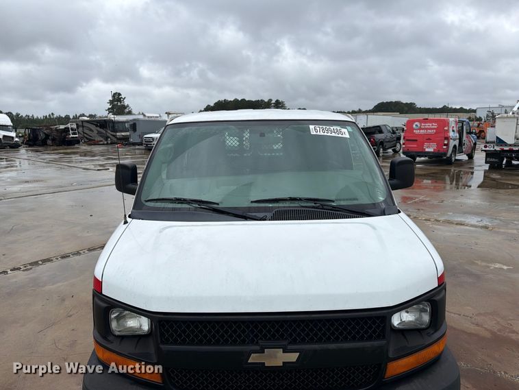 image for item YA4986 2014 Chevrolet Express 3500 van