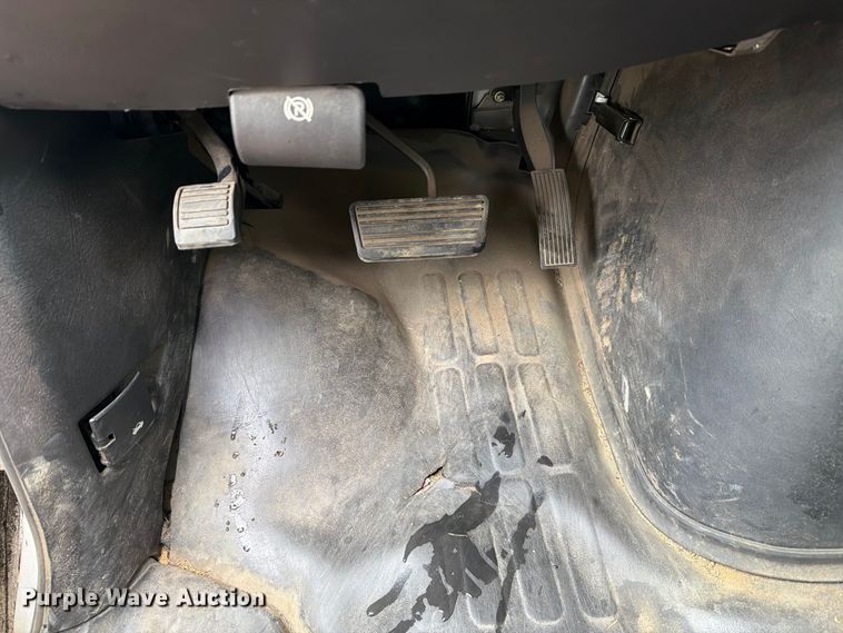 image for item YA4986 2014 Chevrolet Express 3500 van