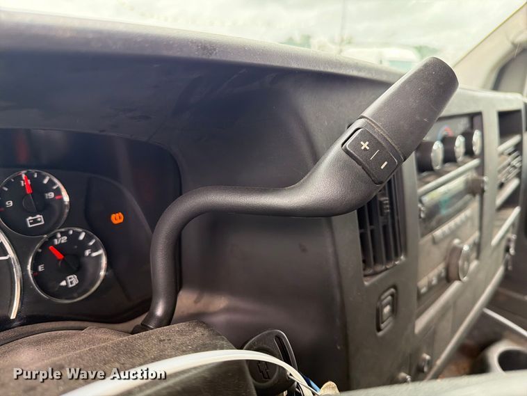 image for item YA4986 2014 Chevrolet Express 3500 van