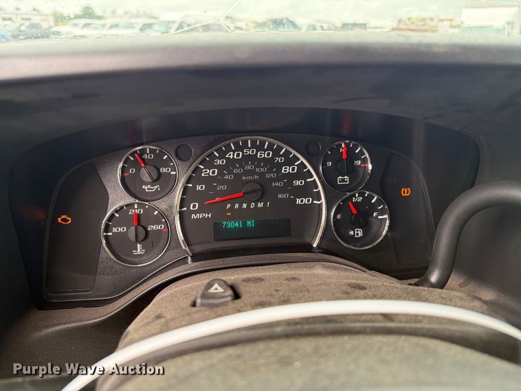 image for item YA4986 2014 Chevrolet Express 3500 van