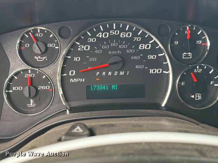 image for item YA4986 2014 Chevrolet Express 3500 van