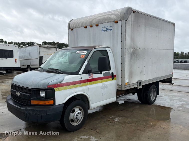2007 Chevrolet Express delivery van
