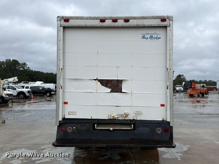 image for item YA4987 2007 Chevrolet Express  delivery van