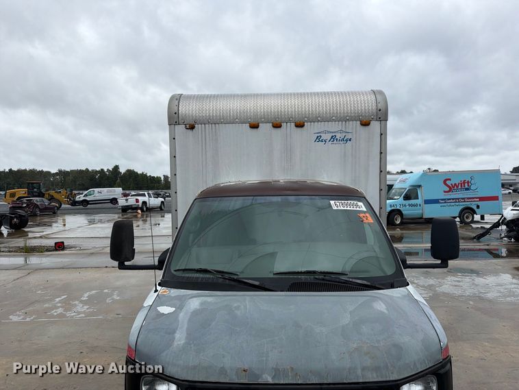 image for item YA4987 2007 Chevrolet Express  delivery van