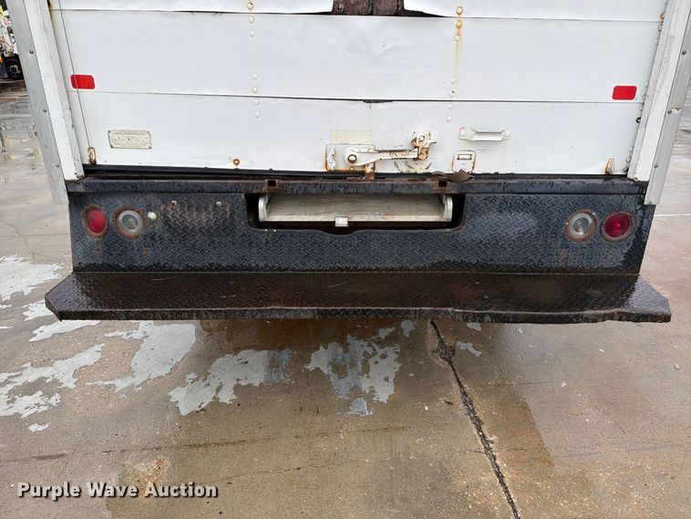 image for item YA4987 2007 Chevrolet Express  delivery van