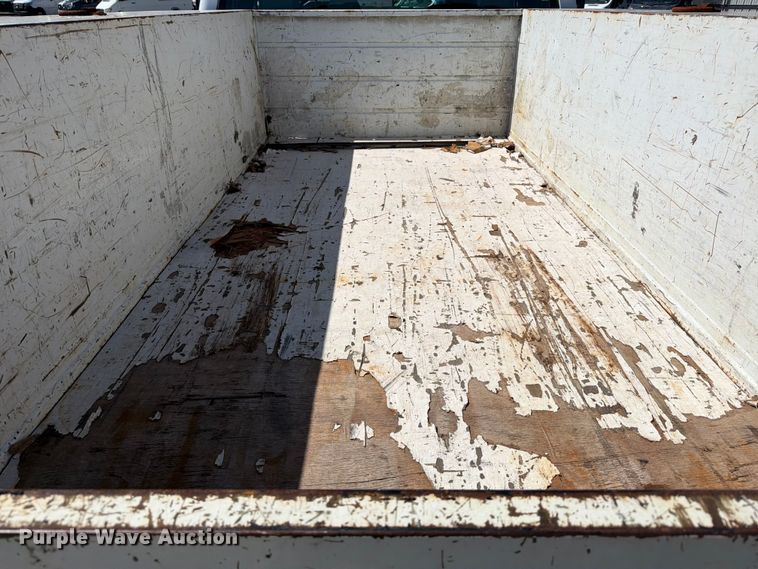 image for item YA5214 2016 Ford F250 Super Duty Ext. Cab utility bed pickup truck