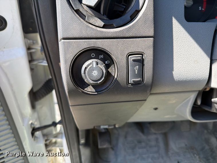 image for item YA5214 2016 Ford F250 Super Duty Ext. Cab utility bed pickup truck