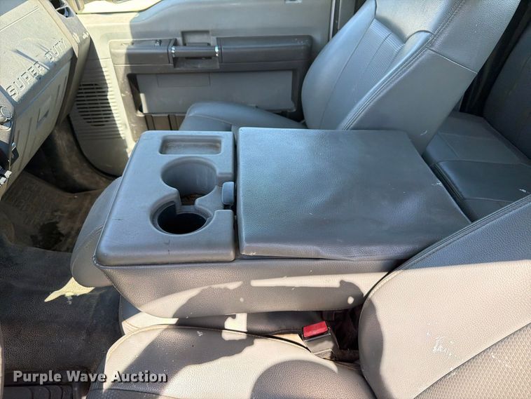 image for item YA5214 2016 Ford F250 Super Duty Ext. Cab utility bed pickup truck