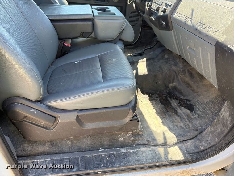 image for item YA5214 2016 Ford F250 Super Duty Ext. Cab utility bed pickup truck