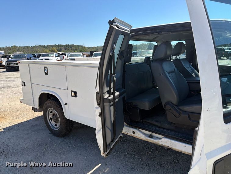 image for item YA5214 2016 Ford F250 Super Duty Ext. Cab utility bed pickup truck