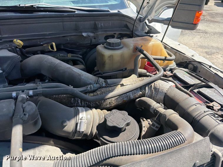 image for item YA5214 2016 Ford F250 Super Duty Ext. Cab utility bed pickup truck