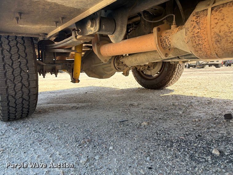 image for item YA5214 2016 Ford F250 Super Duty Ext. Cab utility bed pickup truck