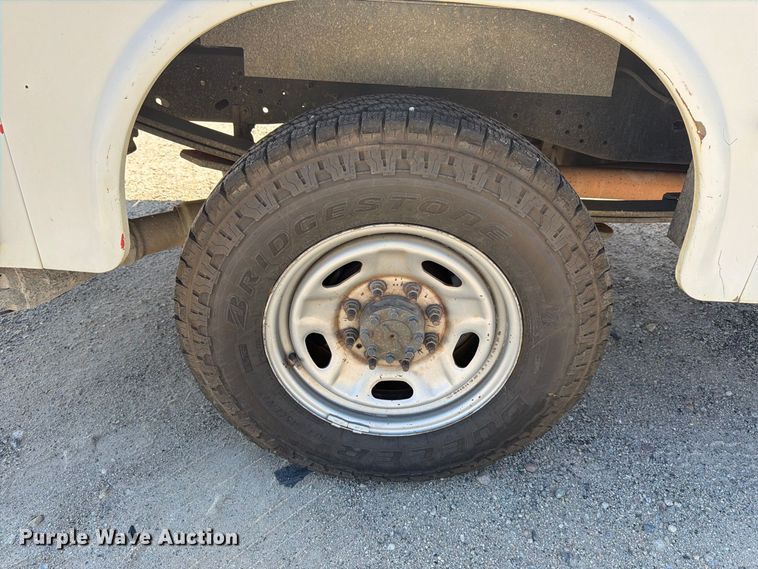 image for item YA5214 2016 Ford F250 Super Duty Ext. Cab utility bed pickup truck