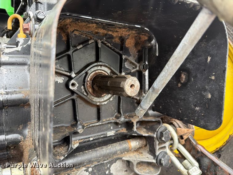 image for item YA5399 2018 John Deere 3032E MFWD tractor