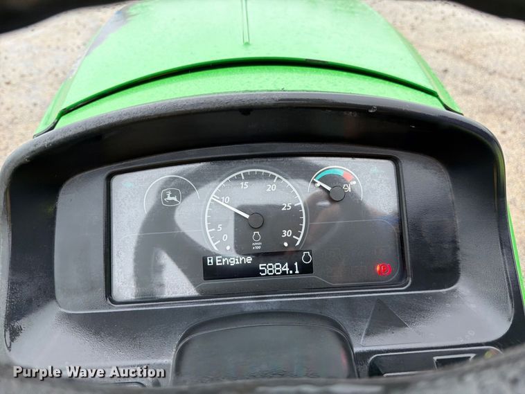 image for item YA5399 2018 John Deere 3032E MFWD tractor