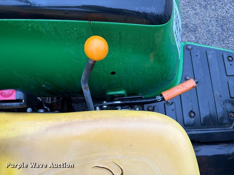 image for item YA5399 2018 John Deere 3032E MFWD tractor