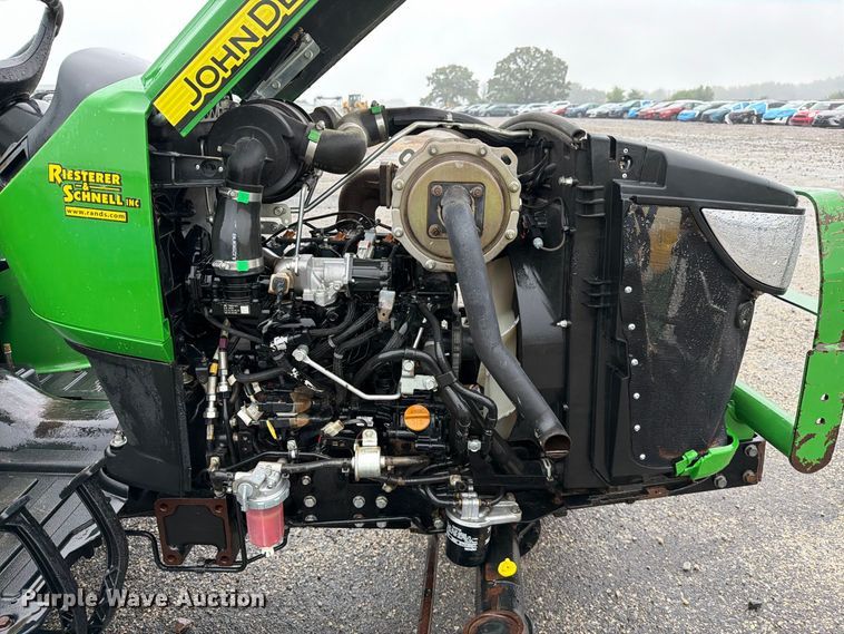 image for item YA5399 2018 John Deere 3032E MFWD tractor