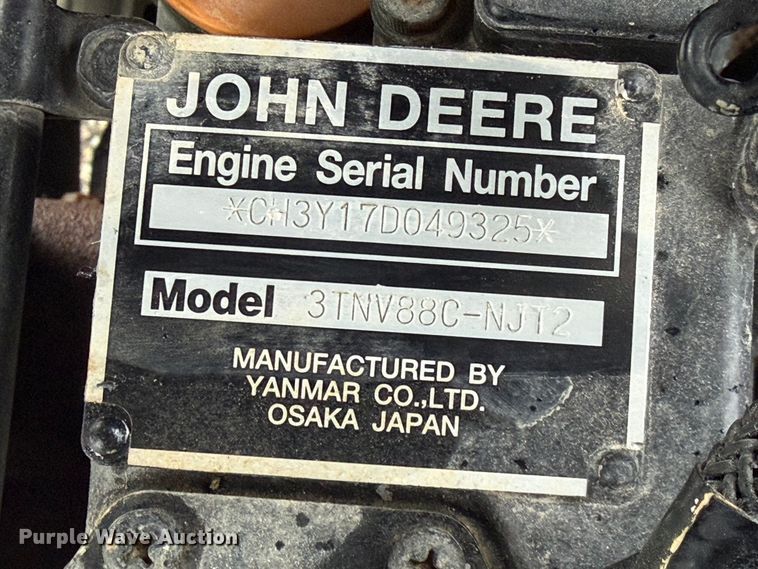 image for item YA5399 2018 John Deere 3032E MFWD tractor