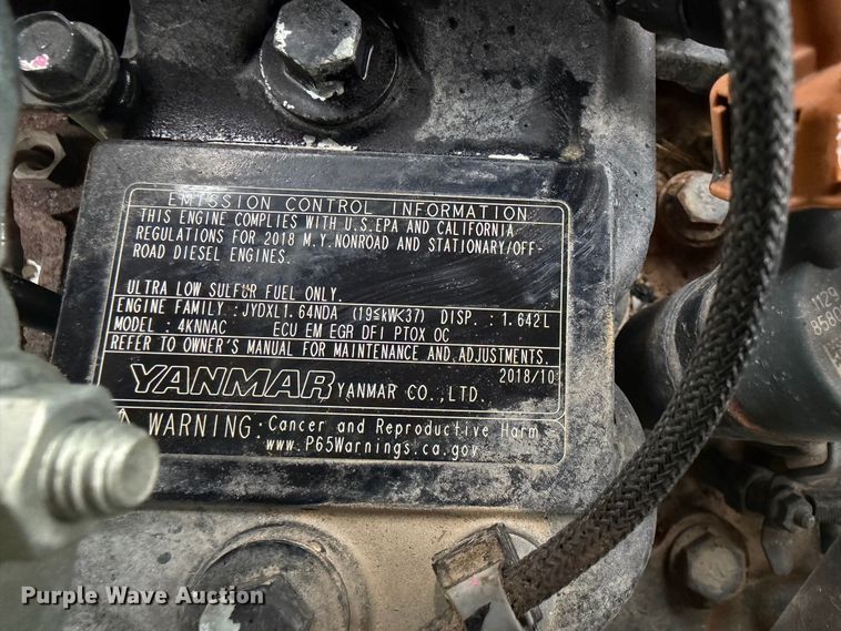 image for item YA5399 2018 John Deere 3032E MFWD tractor