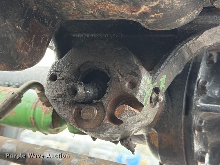 image for item YA5399 2018 John Deere 3032E MFWD tractor