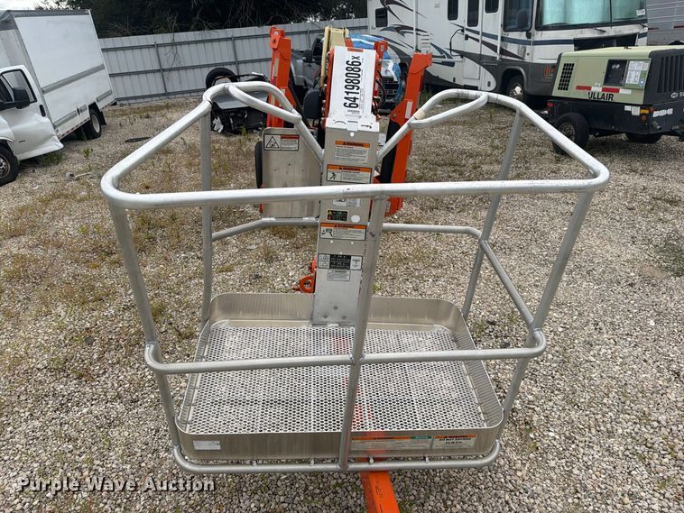 image for item YA5403 2025 JLG ET500J boom lift