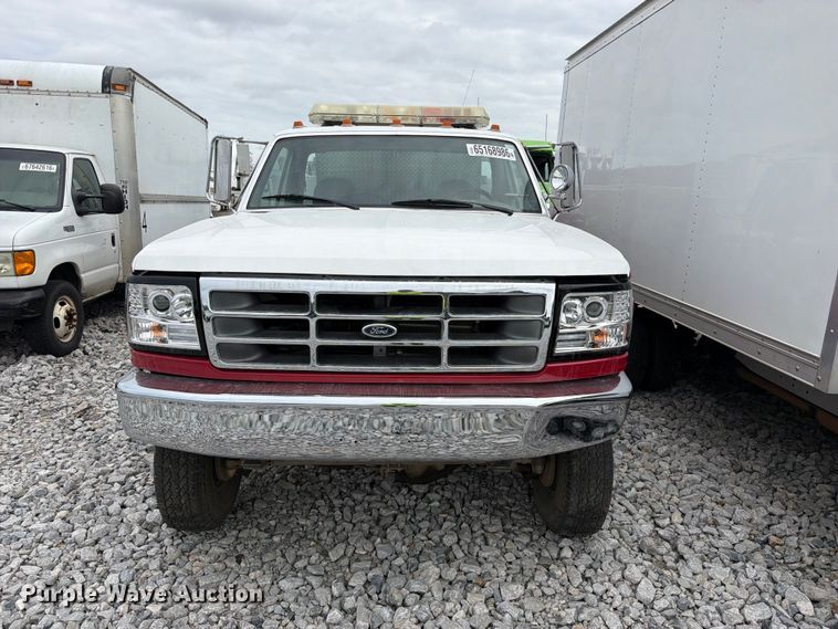 image for item YA5485 1997 Ford F-Super Duty pumper fire truck