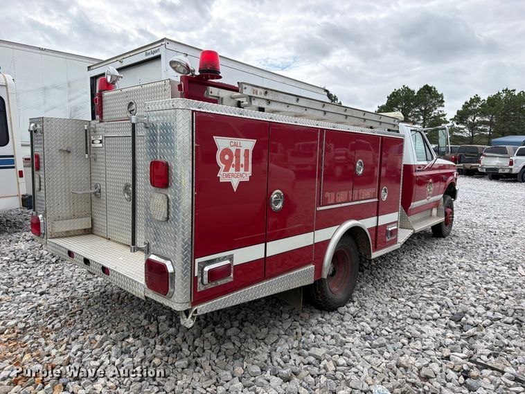 image for item YA5485 1997 Ford F-Super Duty pumper fire truck