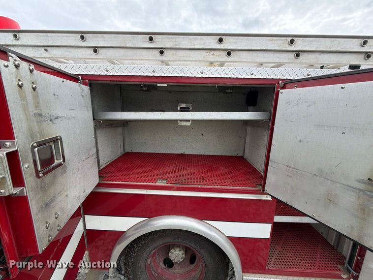 image for item YA5485 1997 Ford F-Super Duty pumper fire truck