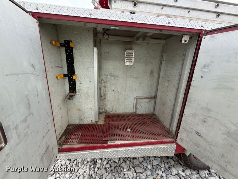 image for item YA5485 1997 Ford F-Super Duty pumper fire truck