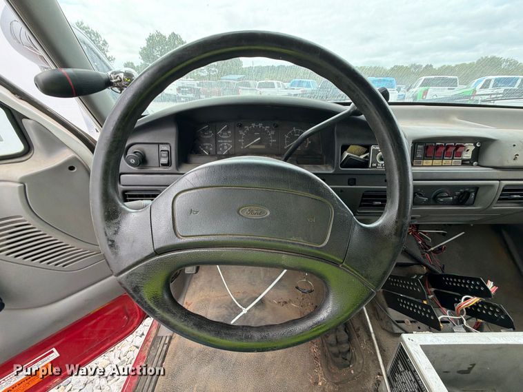 image for item YA5485 1997 Ford F-Super Duty pumper fire truck