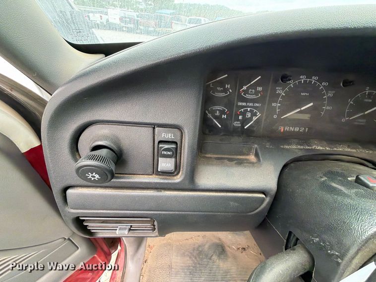 image for item YA5485 1997 Ford F-Super Duty pumper fire truck