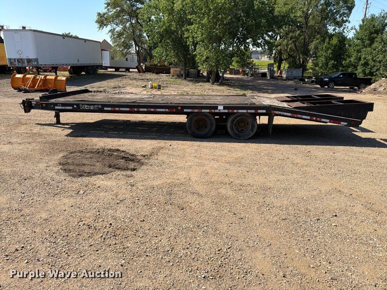 image for item DQ0070 2003 Felling equipment trailer