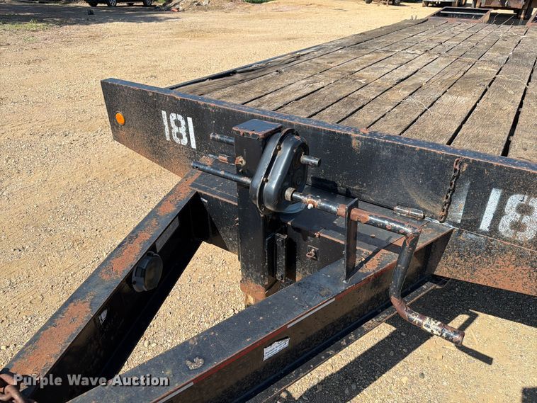 image for item DQ0070 2003 Felling equipment trailer