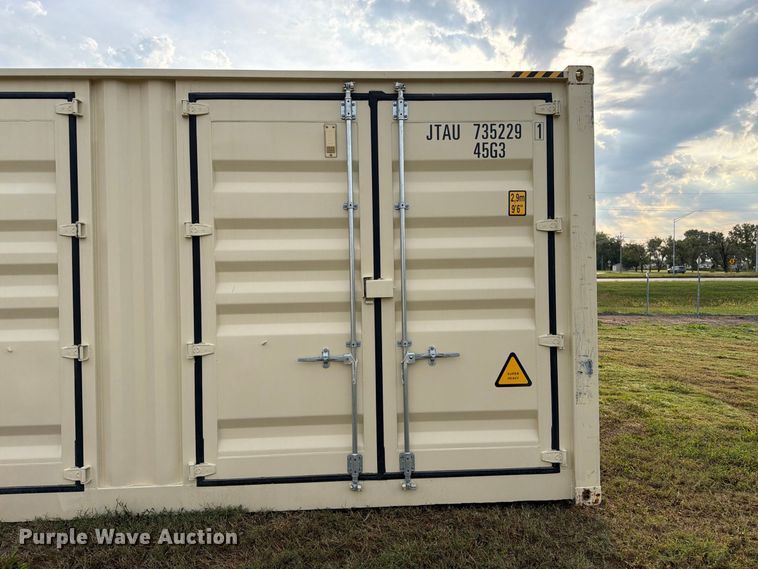 image for item DT3001 2026 Rayfore shipping container
