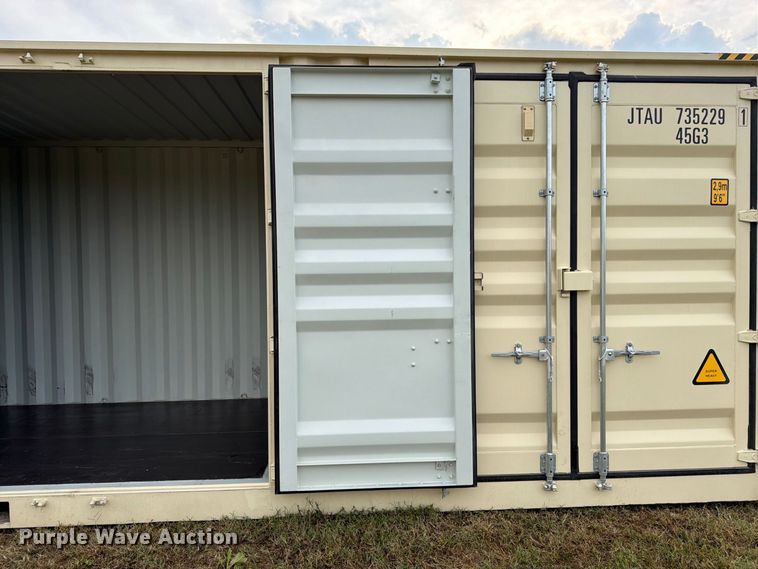image for item DT3001 2026 Rayfore shipping container