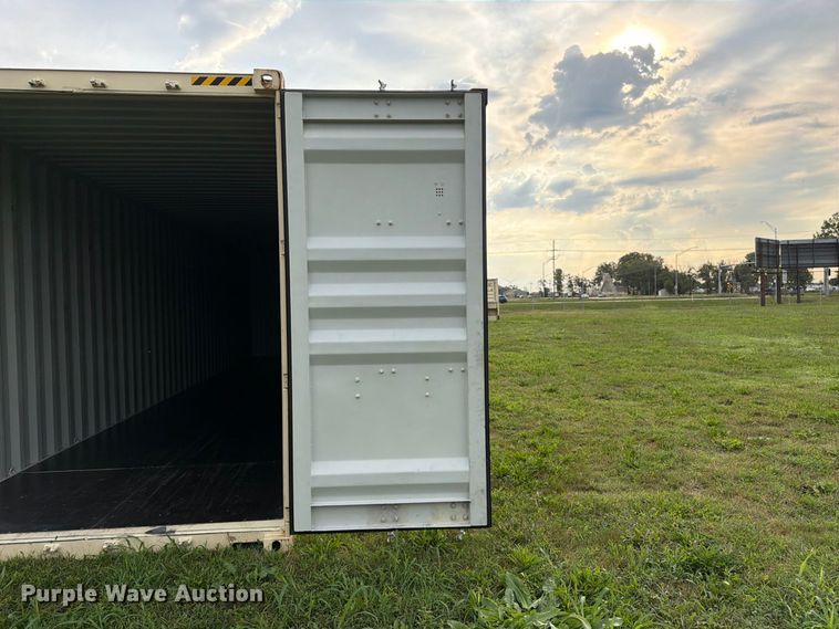 image for item DT3003 2025 Rayfore shipping container