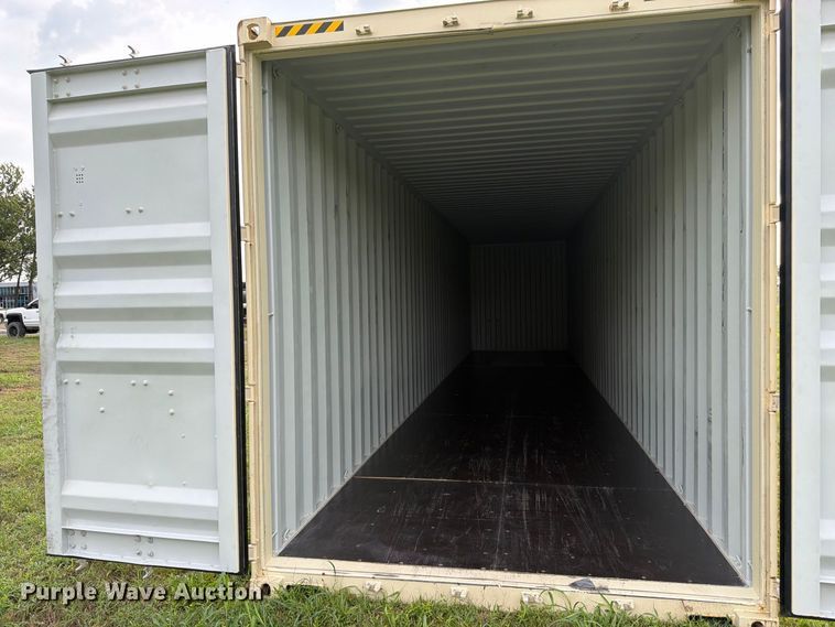 image for item DT3003 2025 Rayfore shipping container