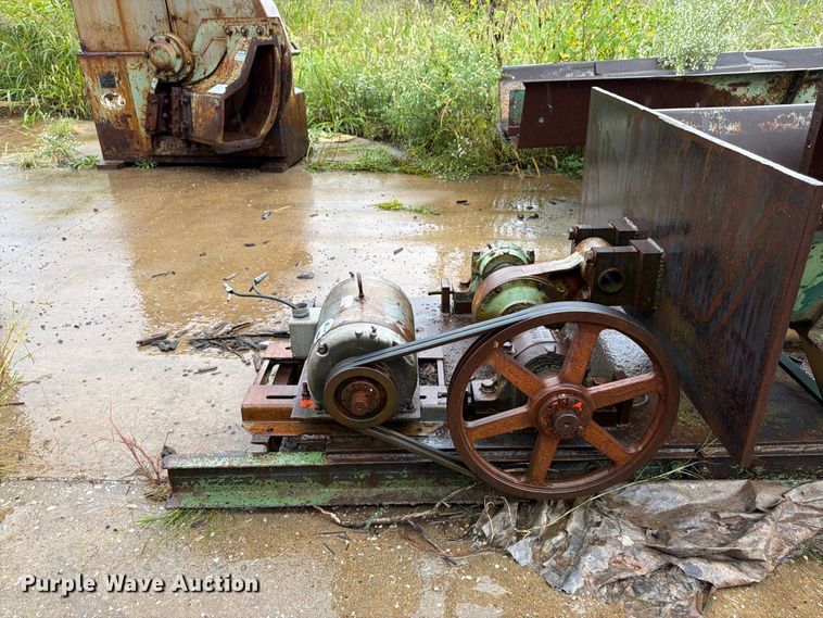 image for item DT3009 Chip Master 53A wood chipper