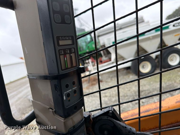 image for item DT3018 2013 Case SV185 skid steer loader