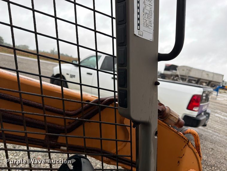image for item DT3018 2013 Case SV185 skid steer loader