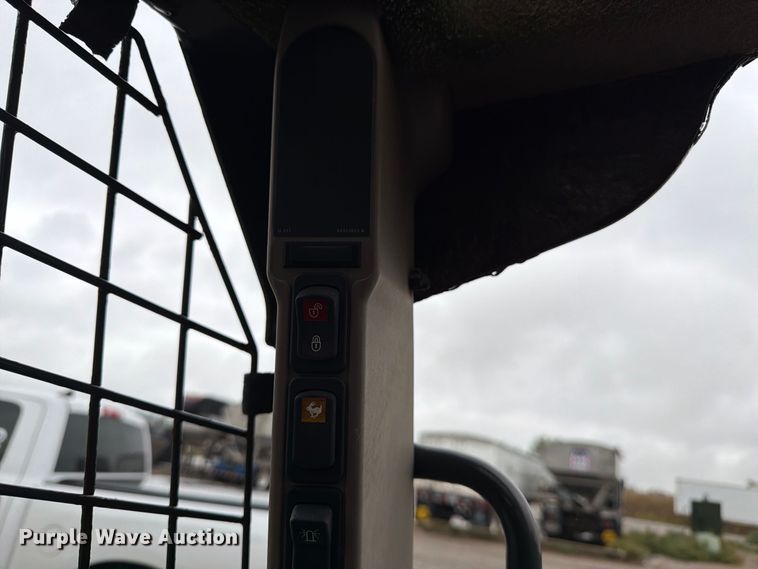 image for item DT3018 2013 Case SV185 skid steer loader