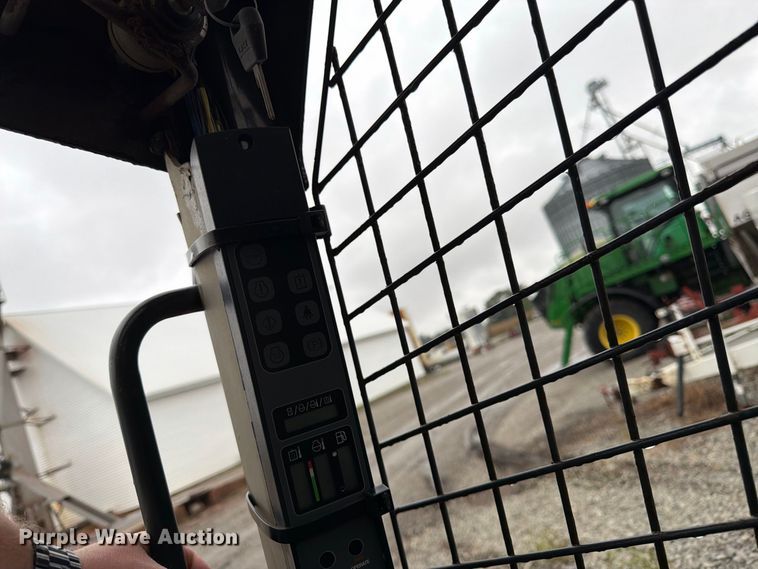 image for item DT3018 2013 Case SV185 skid steer loader