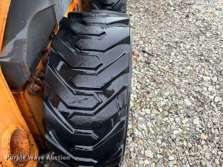 image for item DT3018 2013 Case SV185 skid steer loader
