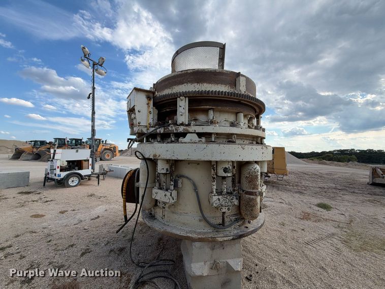 image for item DU1554 Cedarapids MVP 380 cone crusher