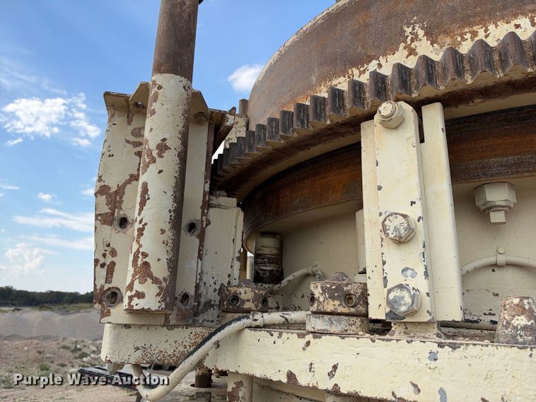 image for item DU1554 Cedarapids MVP 380 cone crusher